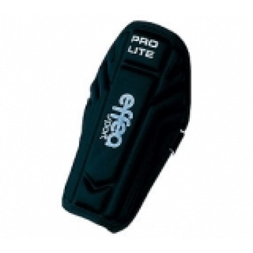 Щитки футбольные Effea 6729